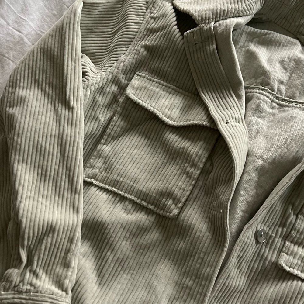buttoned jacket ! - Picture 3 of 4